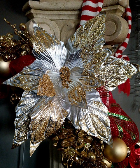 Poinsettia Platinum Gold Oversized
