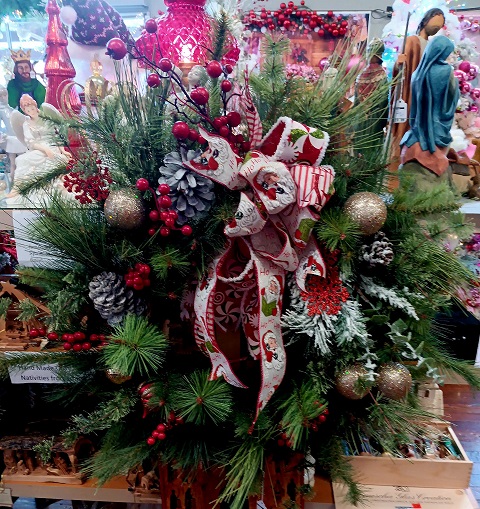 Wreath Pine Decorated