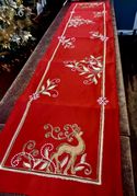 Table Runner Reindeer
