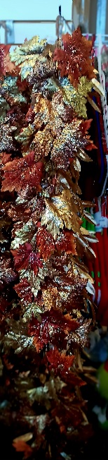 Garland Maple Leaf Gold Bronze Metallic
