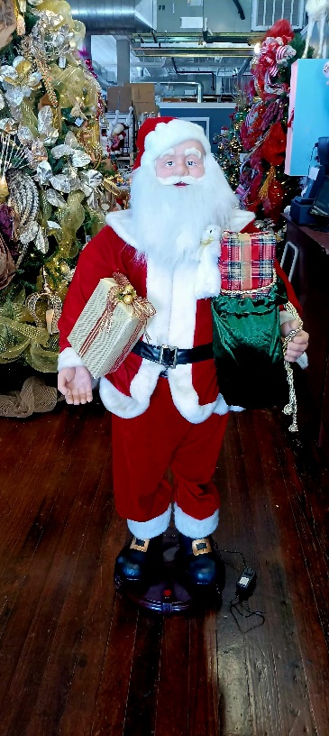 Santa Moving and Singing