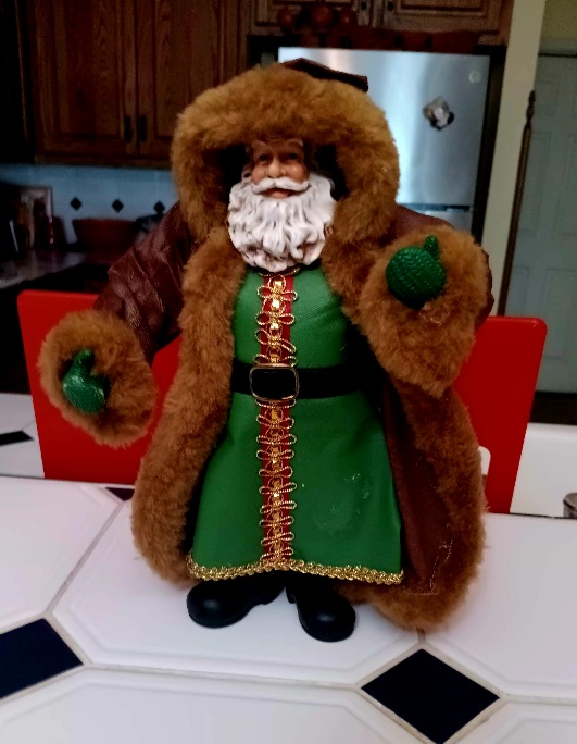 Santa Vintage Looking